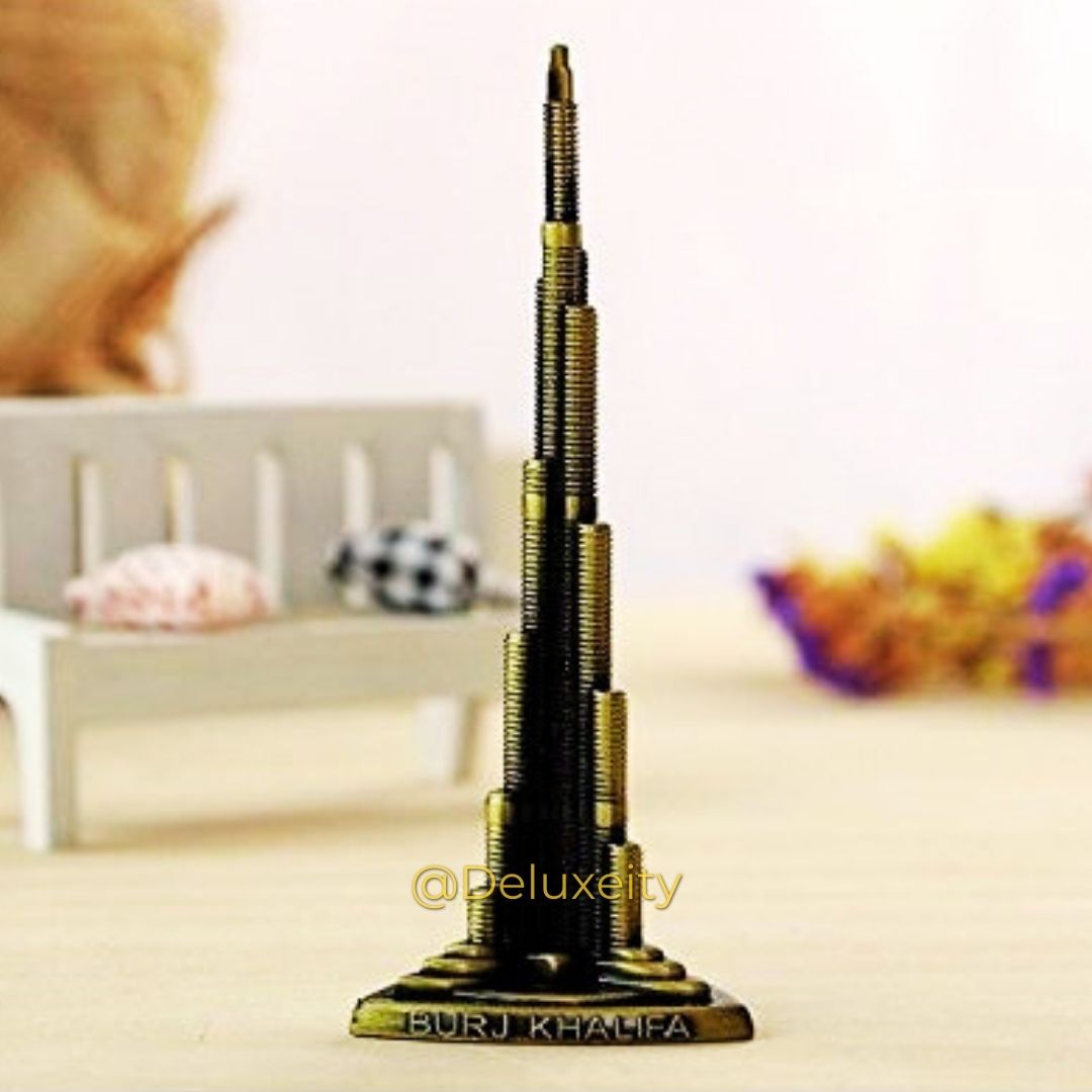 Luxury Golden Burj Khalifa Miniature – Iconic Dubai Skyline Collectible