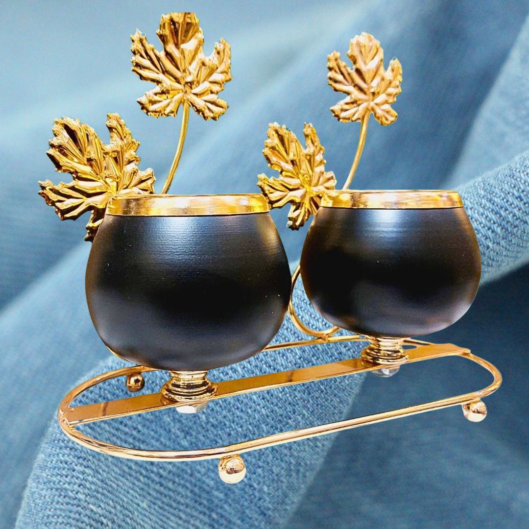 Luxe Vintage Candle Holders with Elegant Golden Feathers