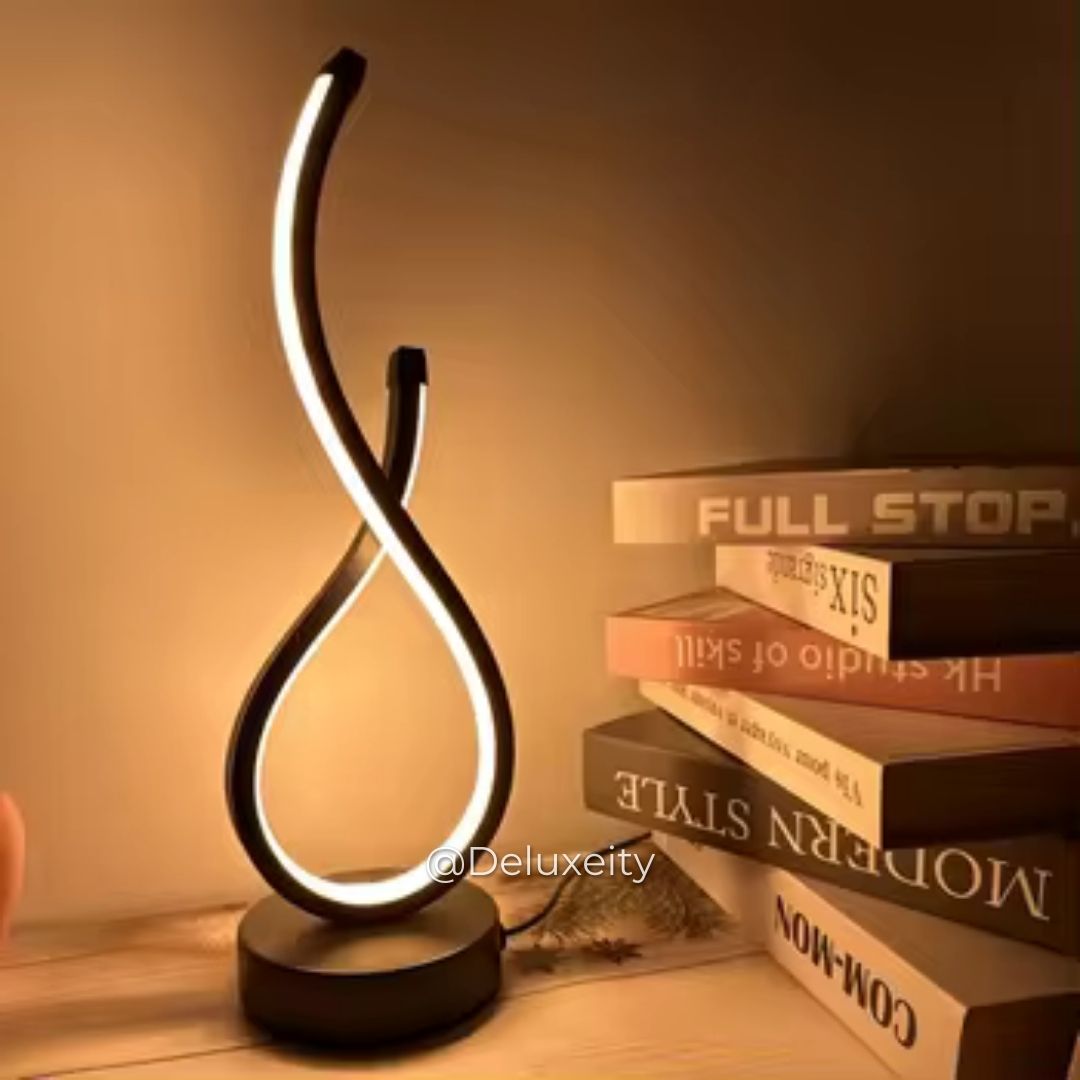 Elegant Minimalist Table Lamp – Chic & Modern Lighting